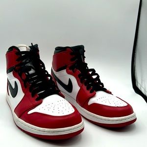 Air Jordan 1 Retro High Chicago 2013